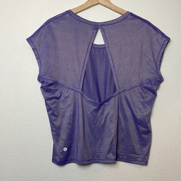 Lululemon Women’s Sweaty Or Not Crop Tee Heathered Iris Flower / Gold Size 8-10 - Picture 8 of 9